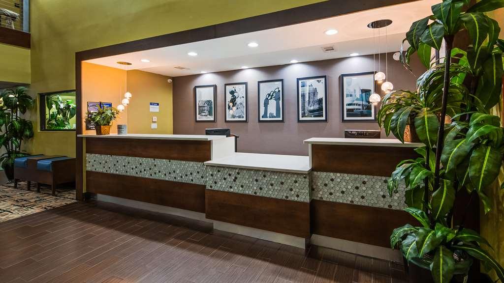 Best Western Plus Mcdonough Inn & Suites Exteriör bild