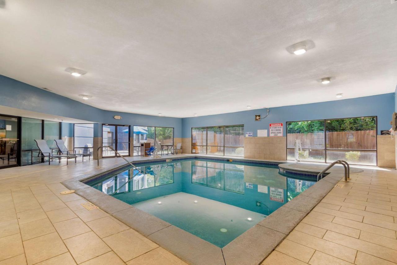 Best Western Plus Mcdonough Inn & Suites Exteriör bild